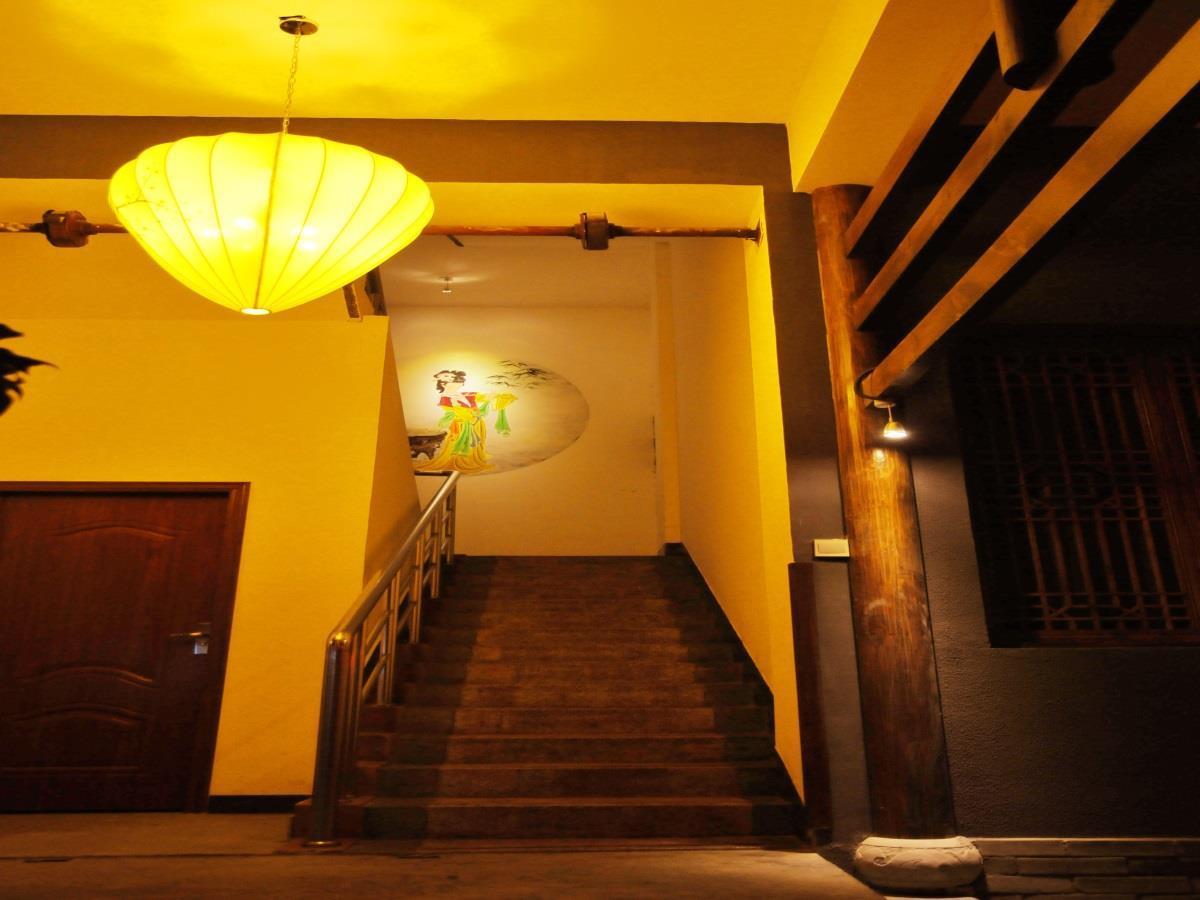 Renli Hotel Chengdu Buitenkant foto